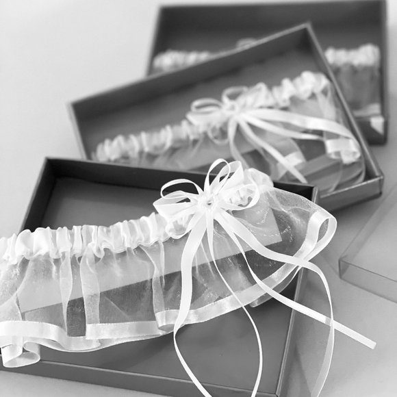 NIB All White Wedding Sheer Satin Organza Garter - Picture 3 of 4